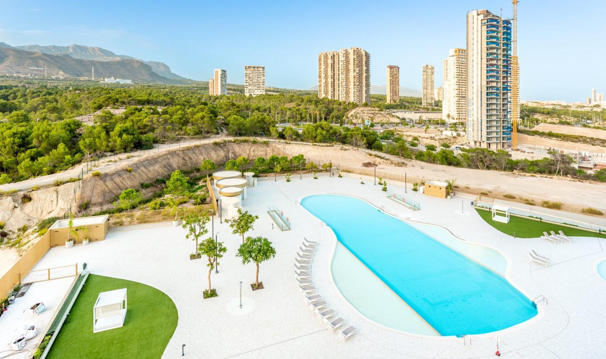 Intempo By Holuxe - 213 - 21St Floor Apartment Benidorm Bagian luar foto